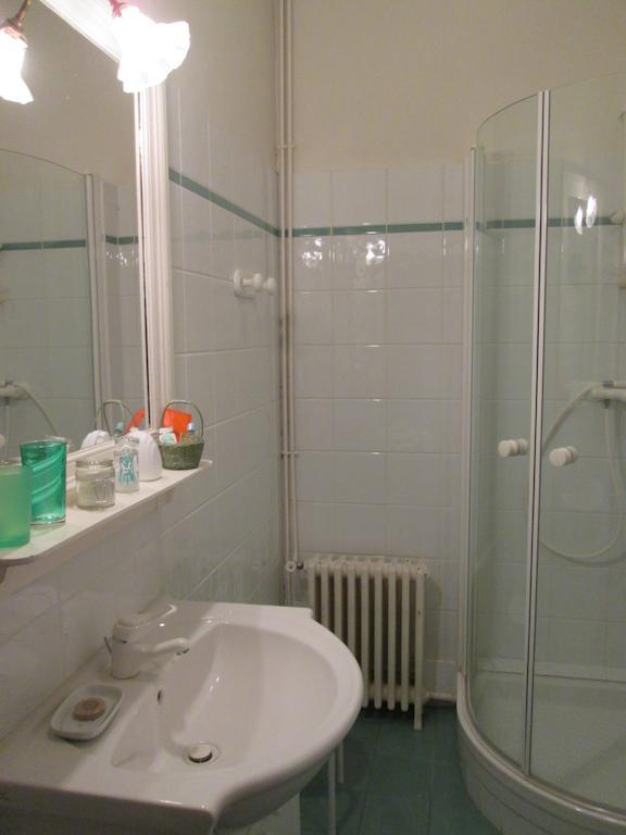 Chambre D'Hotes Marchand Angers Zimmer foto