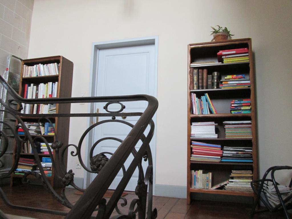 Chambre D'Hotes Marchand Angers Exterior foto